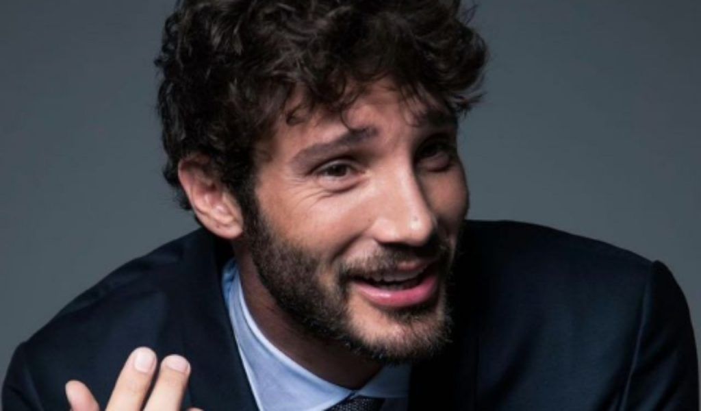 Quanto Guadagna Stefano De Martino Ad Amici