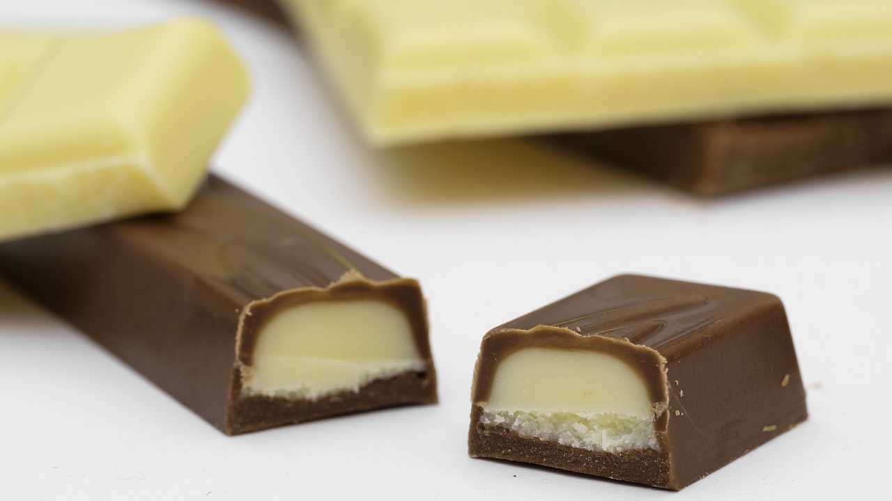 Cibo spazzatura, nuove regole sulla pubblicità rivolta ai bambini