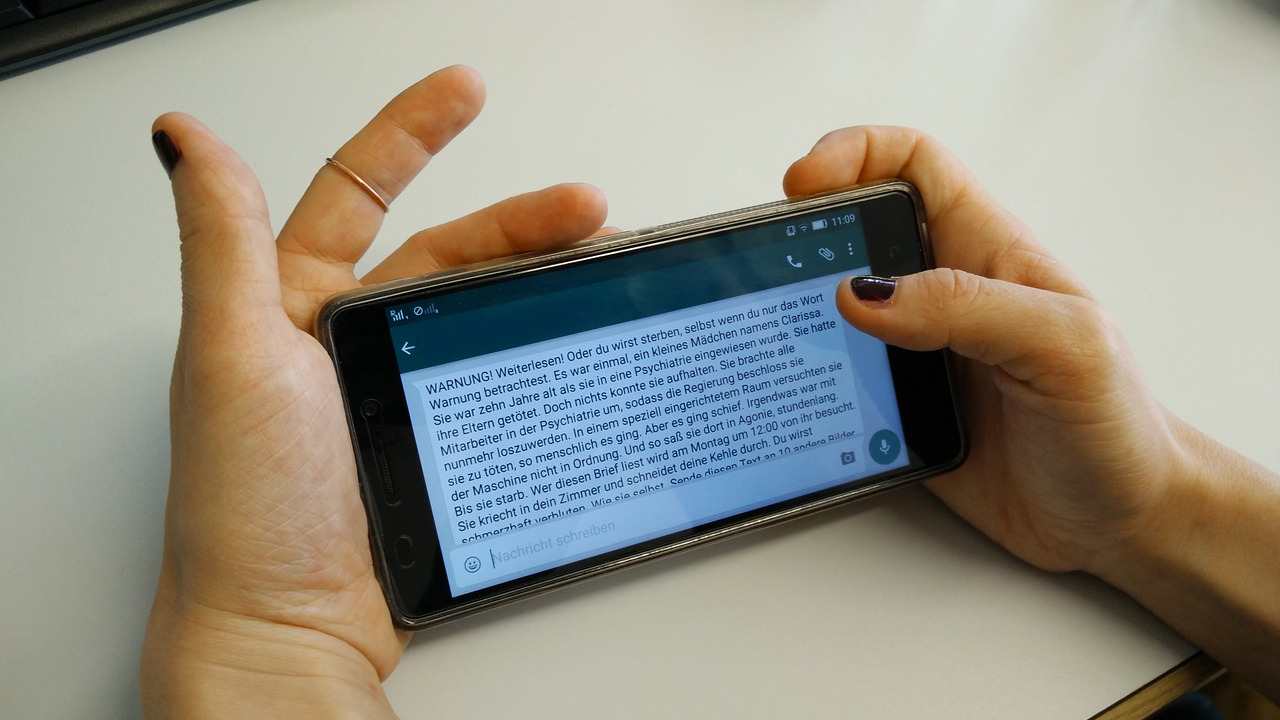 WhatsApp, apparso il banner per i nuovi termini di servizio