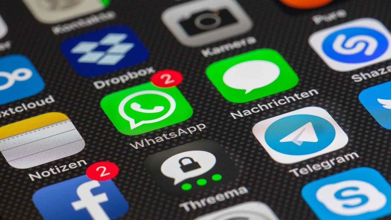 WhatsApp, il nuovo aggiornamento e i problemi con iPhone 4S