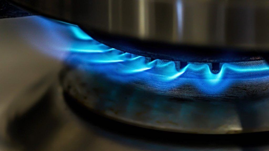 Bollette luce e gas | arriva la stangata per le famiglie - Vimarsana News