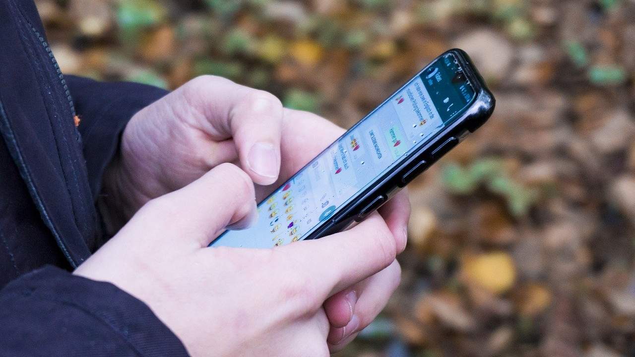 WhatsApp e Instagram down