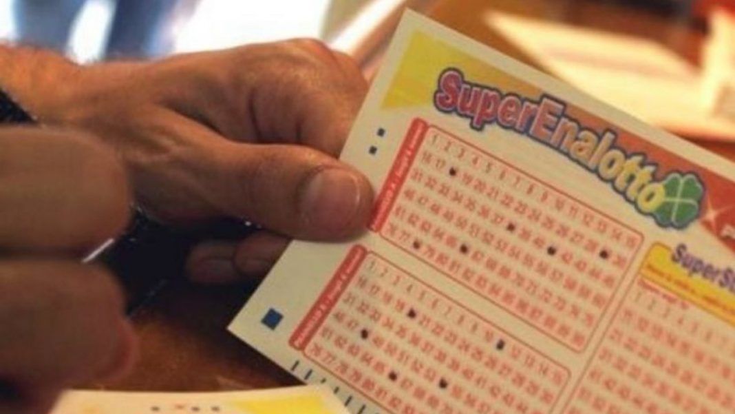 A Che Ora Esce Il Superenalotto