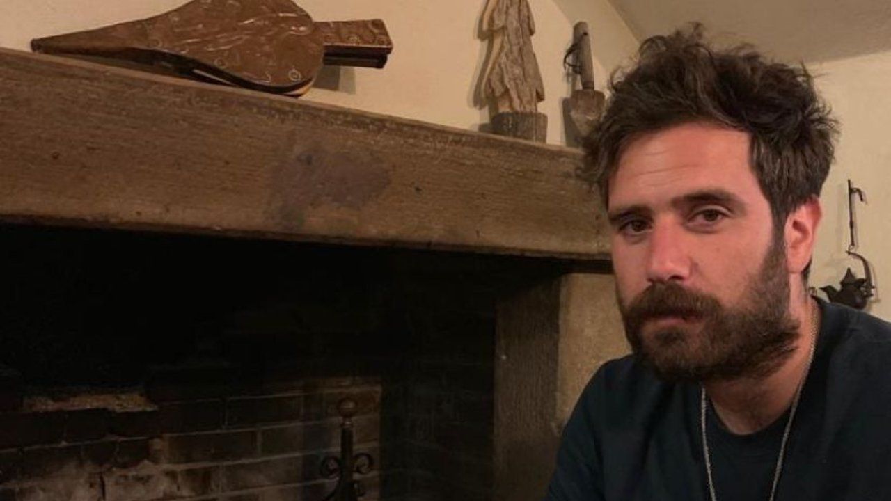 Business Tommaso Paradiso