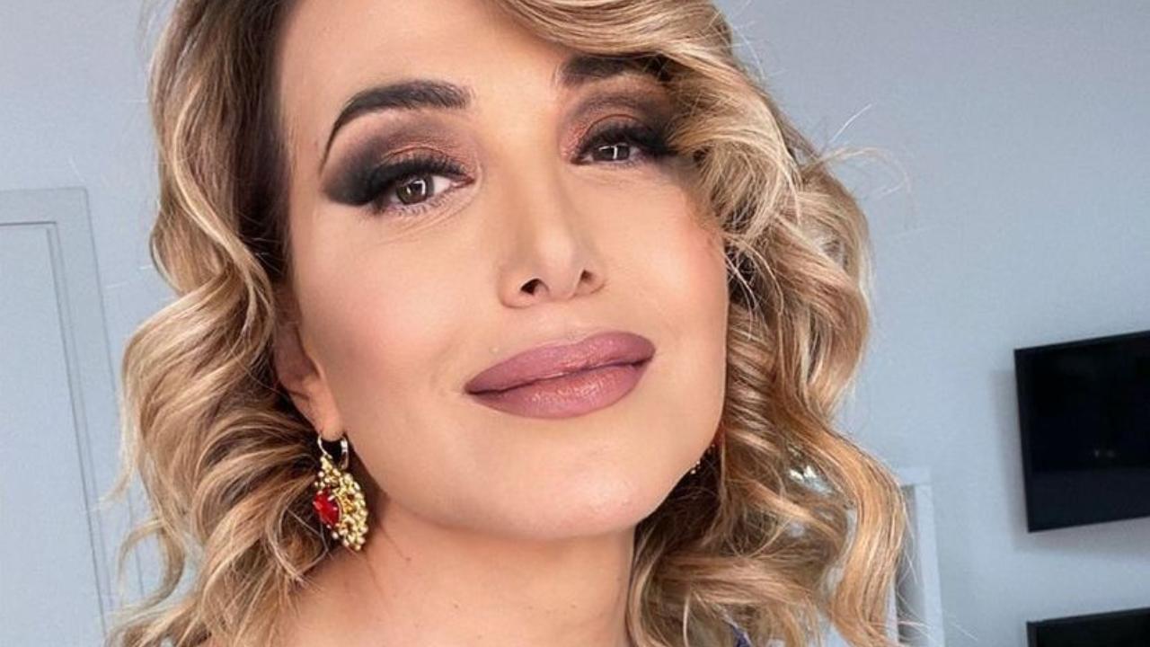 Chiusura programmi D'Urso