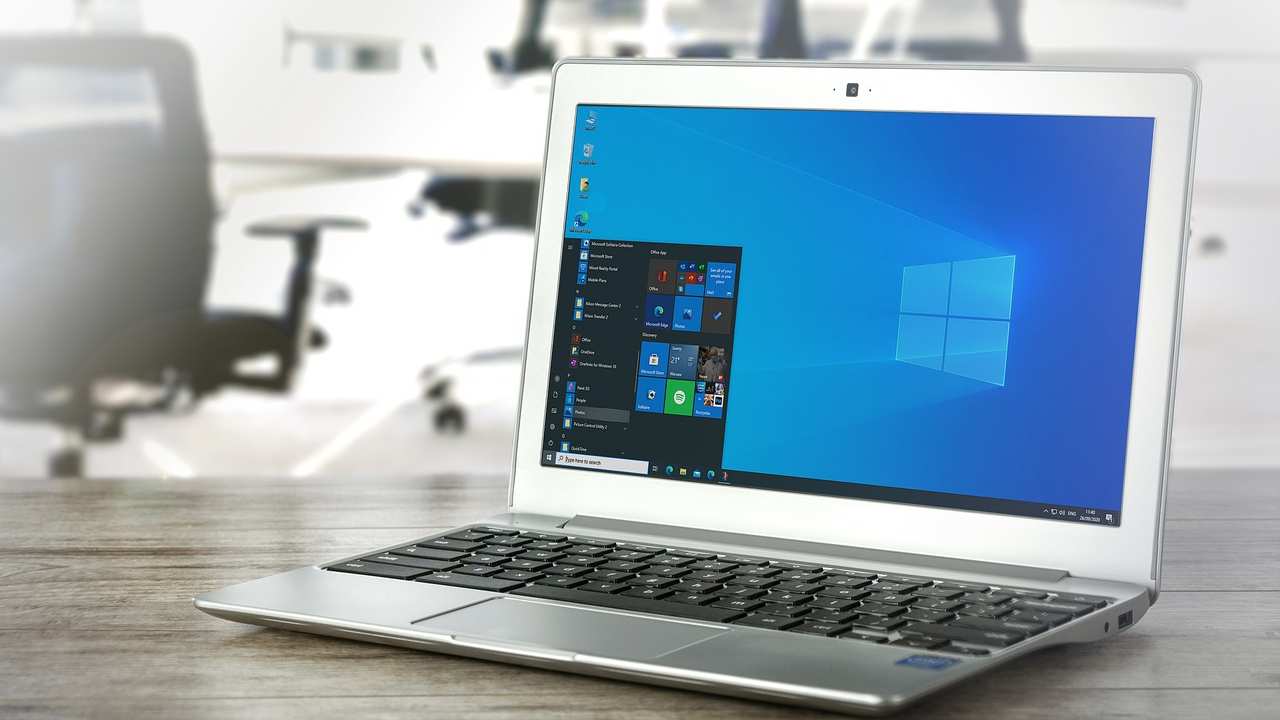 Attenzione, Microsoft manda in pensione Windows 10