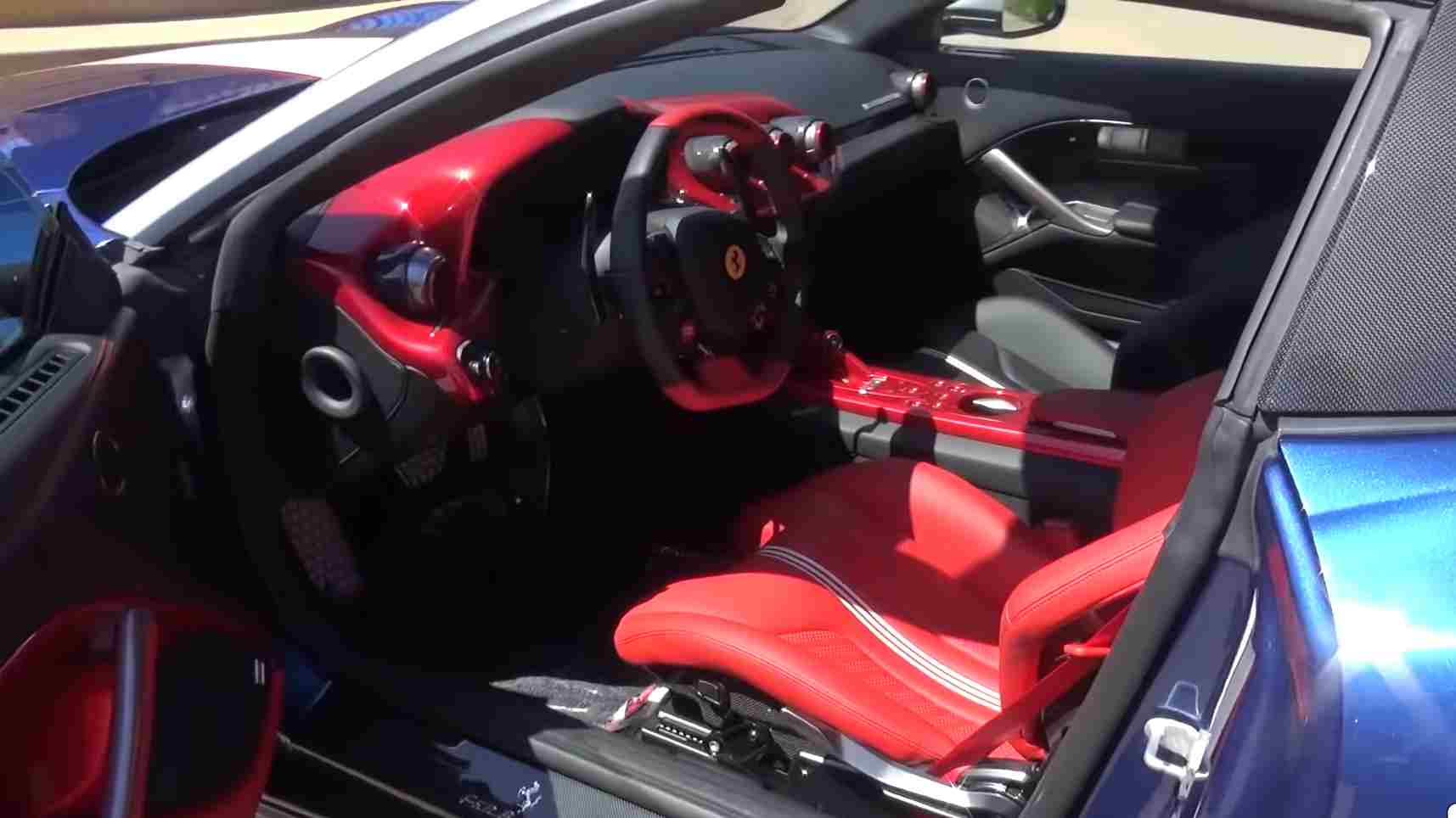 Ferrari F60, storico modello va all'asta