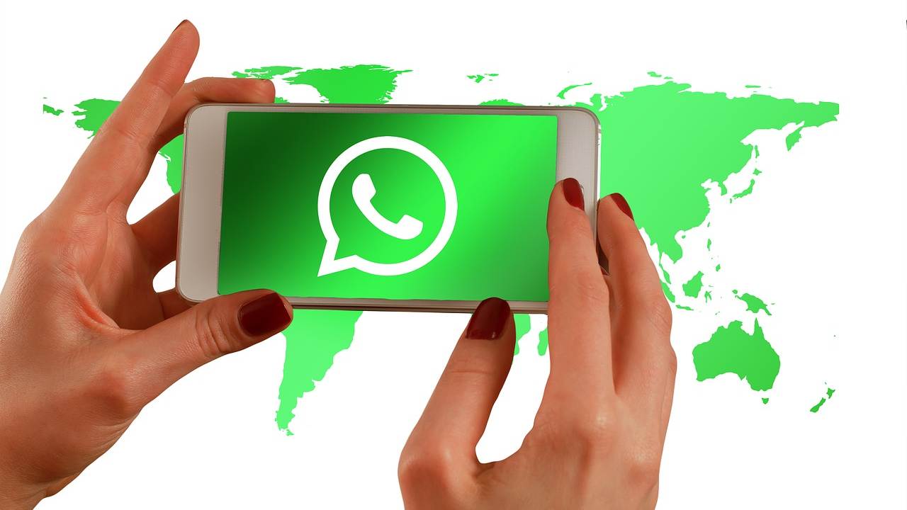 WhatsApp, nella versione web si potranno modificare le foto