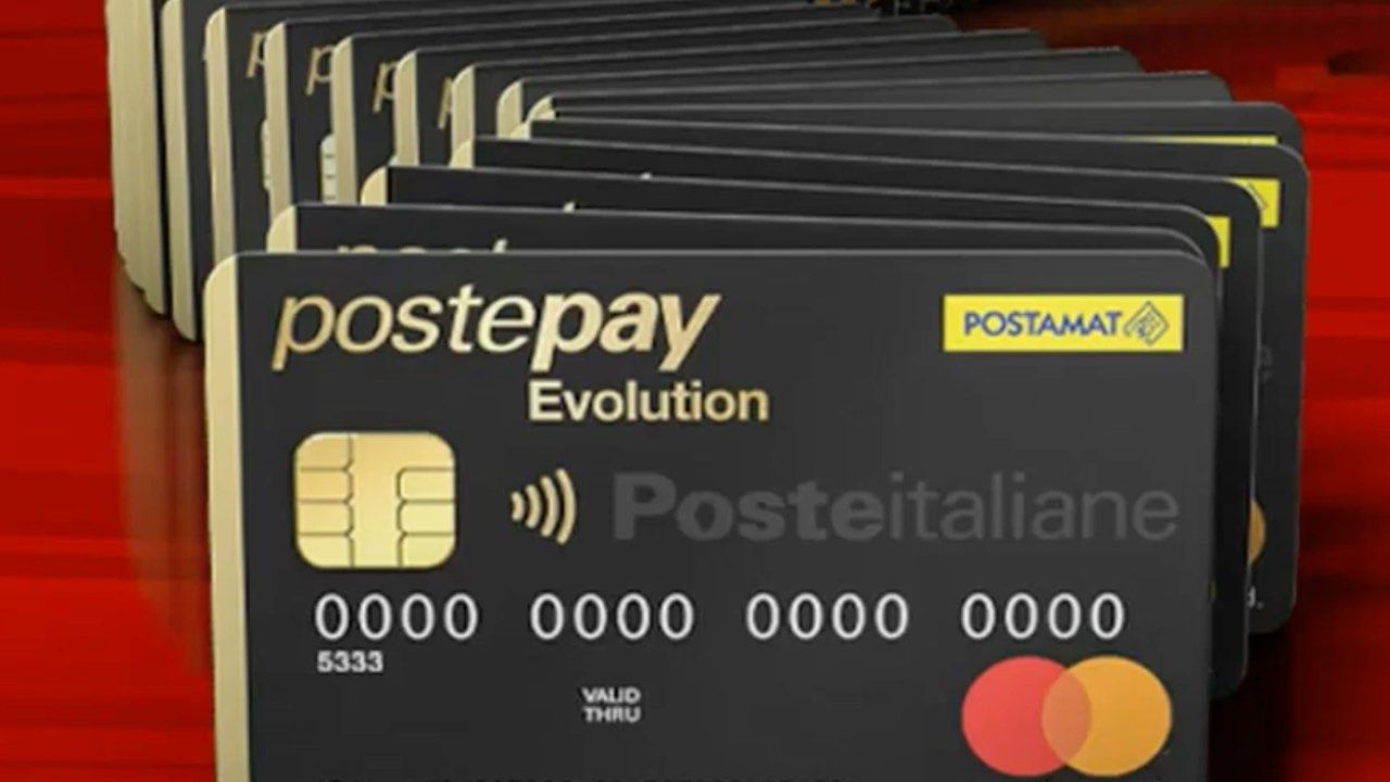 Postepay, aviso a clientes: Descontarán dinero de la cuenta