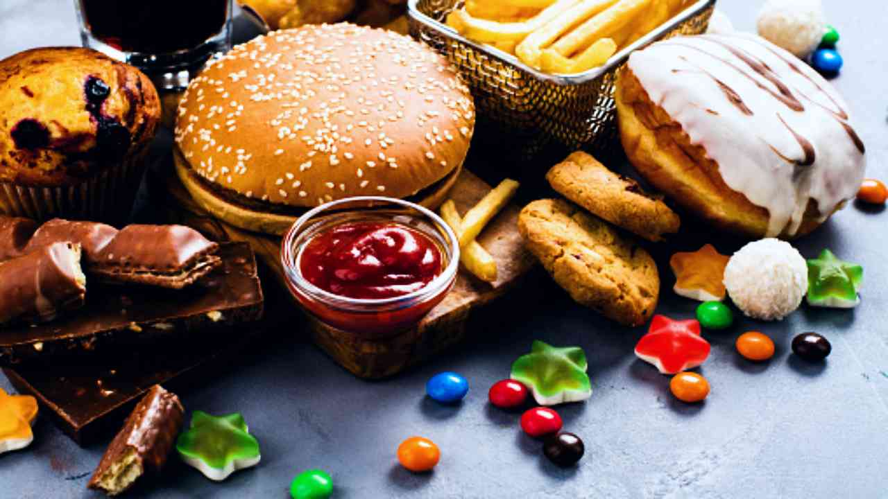 junk food bambini pubblicità