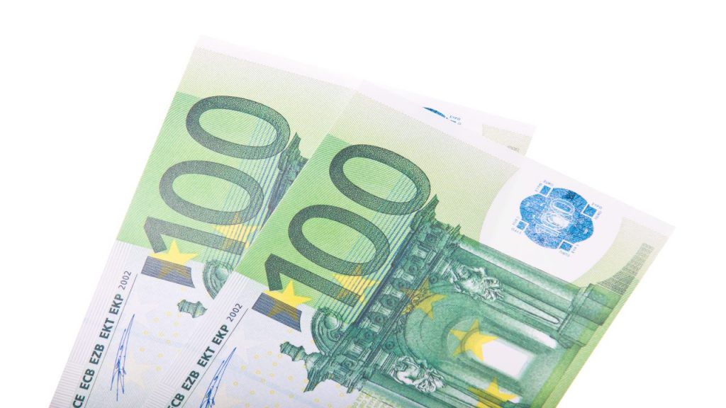 Busta paga, bonus 200€: sarà automatico per i dipendenti privati?