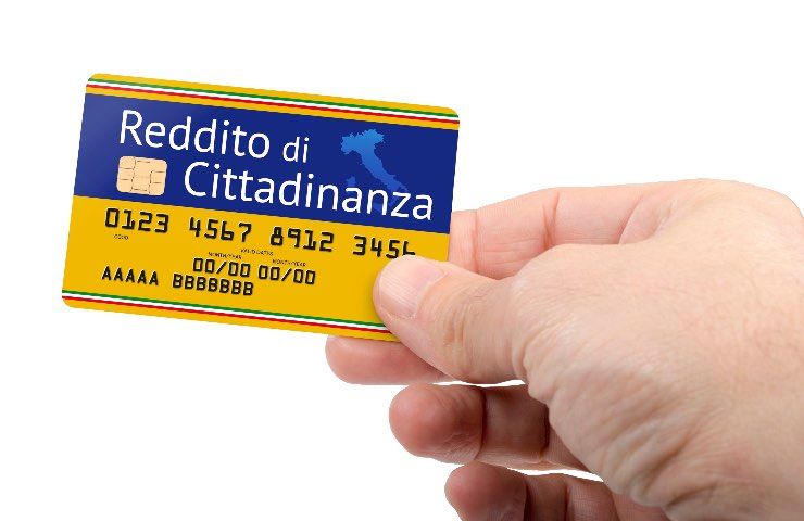 Caos Reddito di cittadinanza, prelievi bloccati: cosa succede