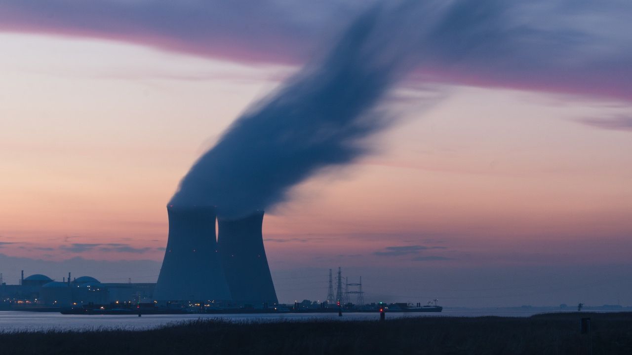 Gas e nucleare faranno parte dell'economia verde: l'UE ha approvato