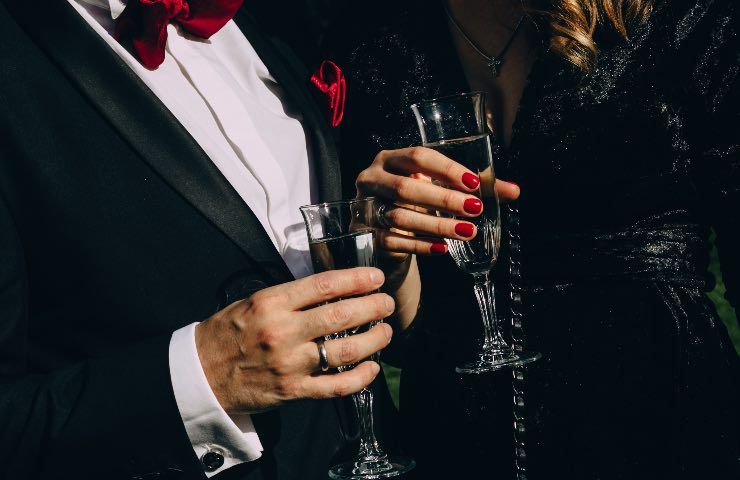 Fare l'escort è consentito dalla legge italiana?