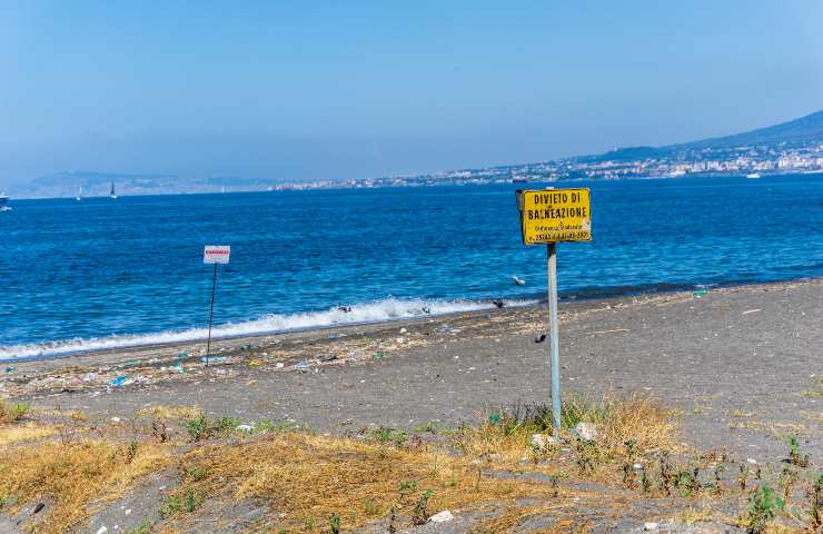 divieto balneazione nettuno