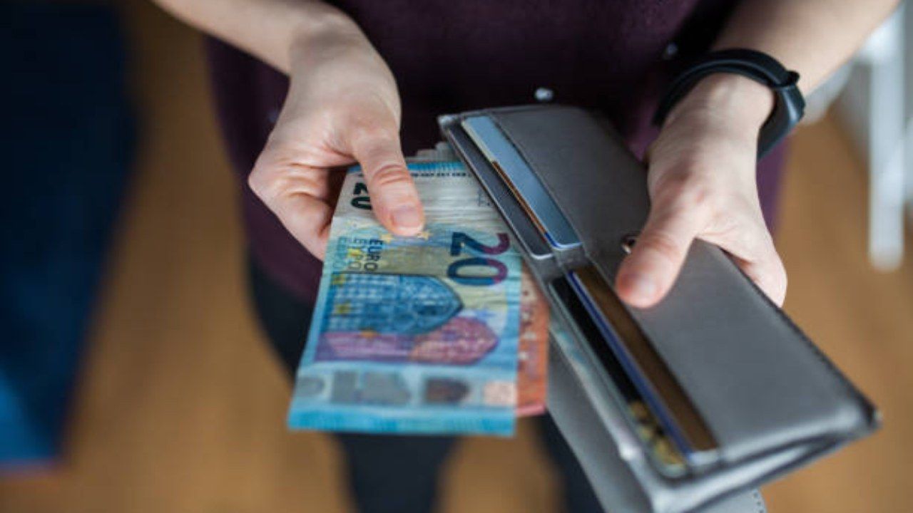 euro nel portafogli