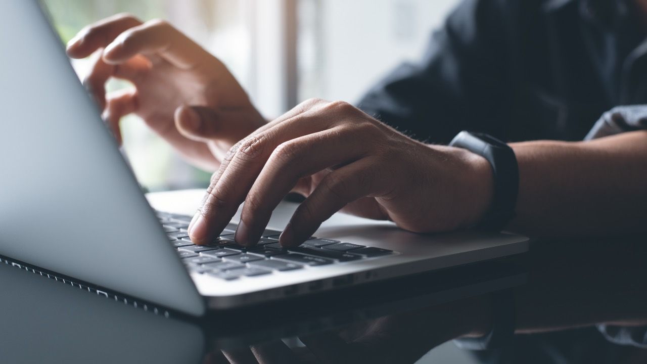 Phishing: come riconoscere i messaggi truffa che puntano al conto