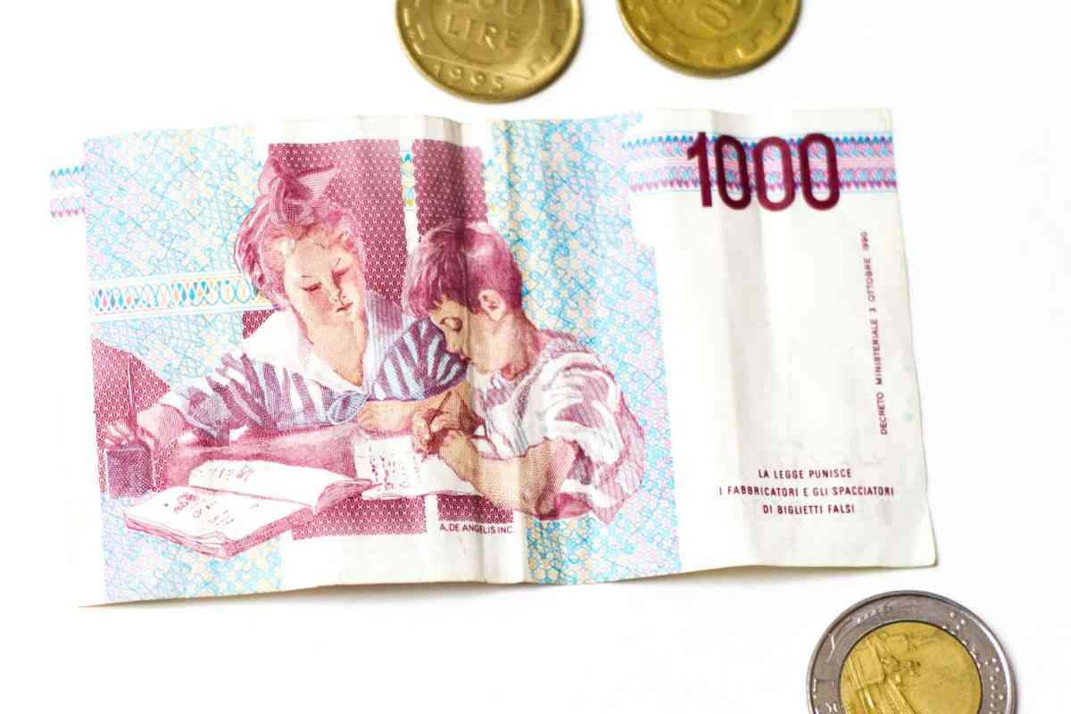 banconota e monete in lire