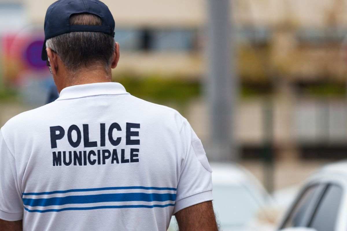 agente polizia municipale