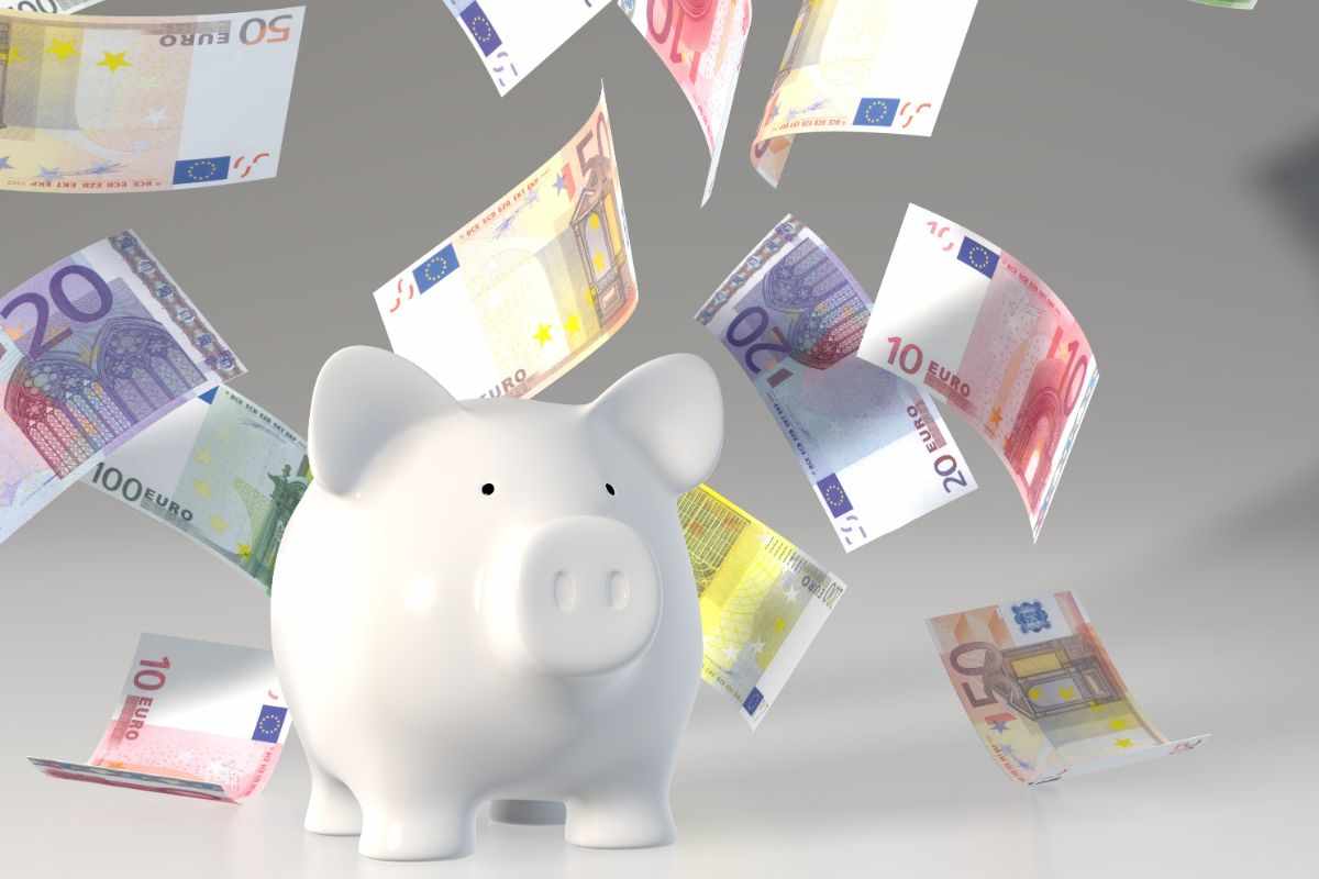 salvadanaio denaro