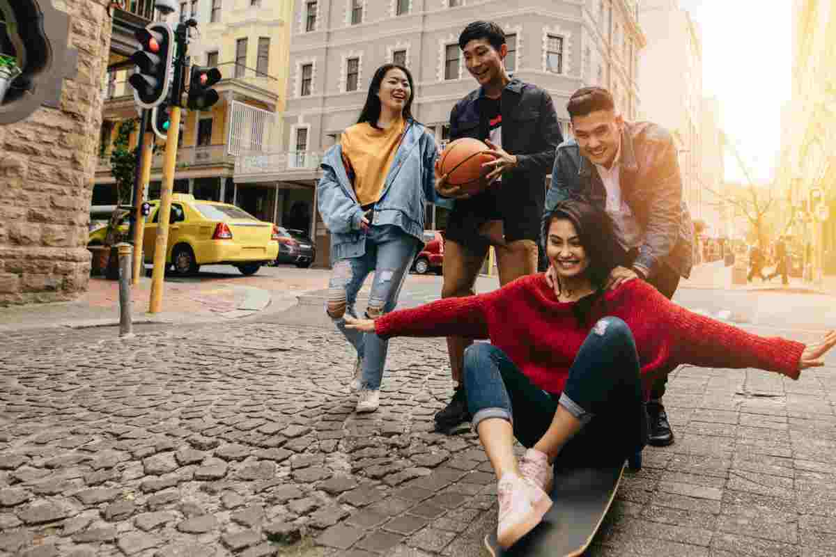 ragazzi che si divertono