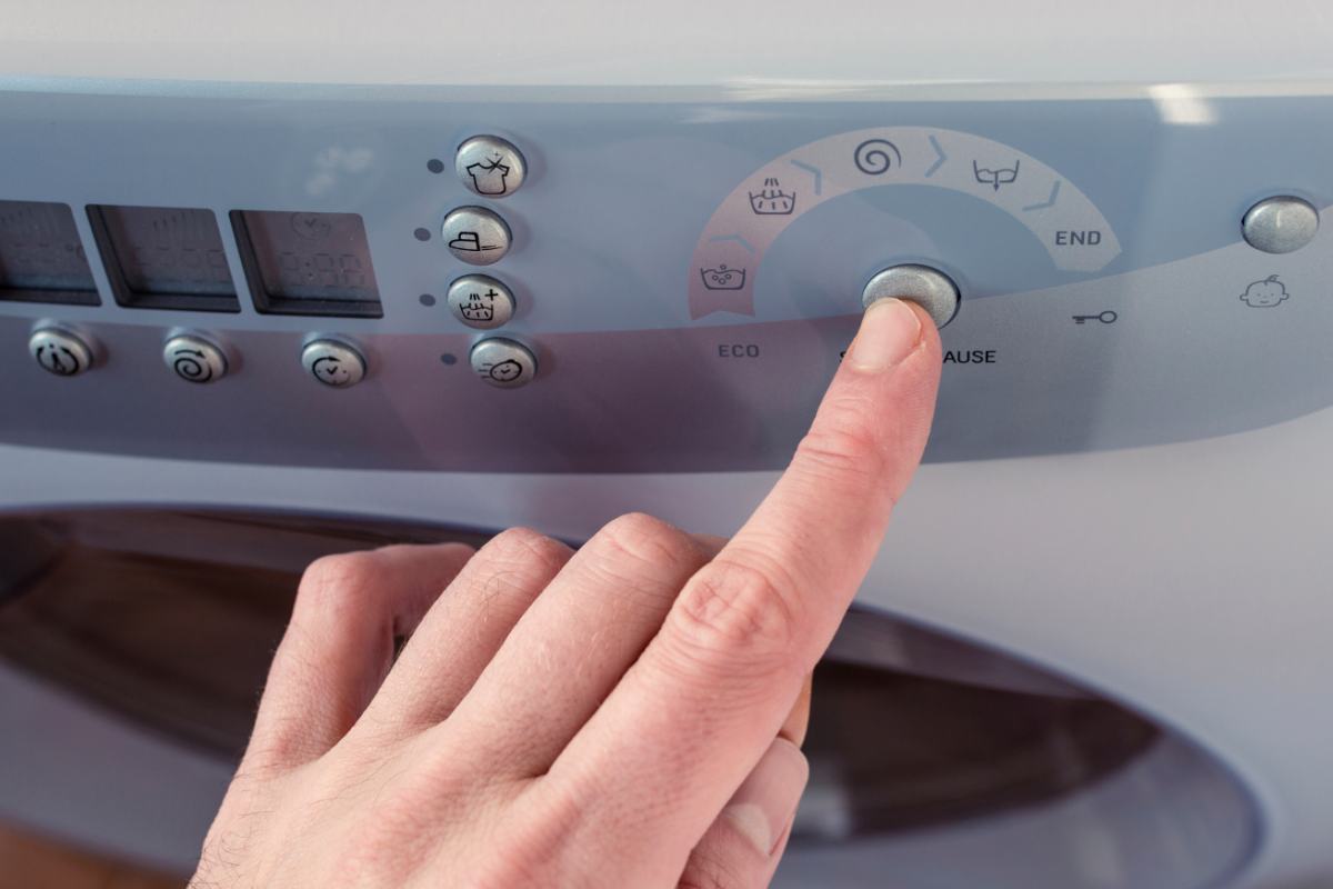 premere pulsanti lavatrice