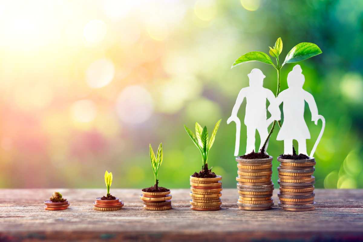 monete piantine sagome aziani