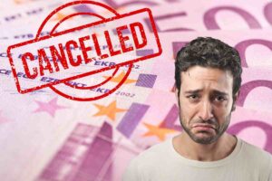 500 euro uomo triste grafica cancelled