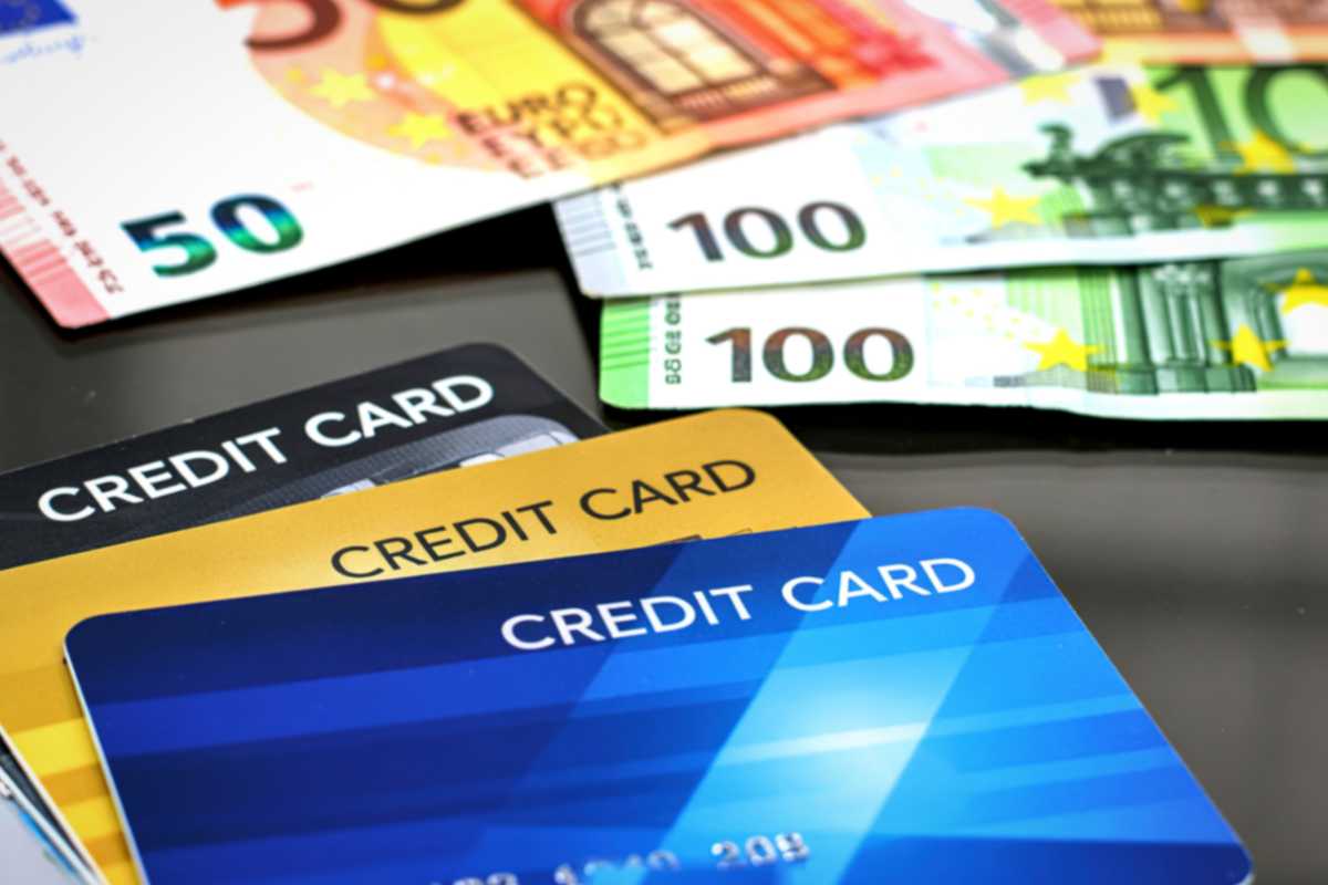 carta credito soldi euro